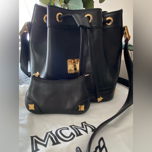Authentic MCM Black leather Bucket Bag - Picture 11 of 12